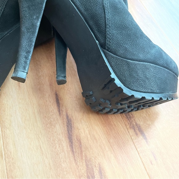 Black Platform Bootie - Size 10 - Picture 10 of 11